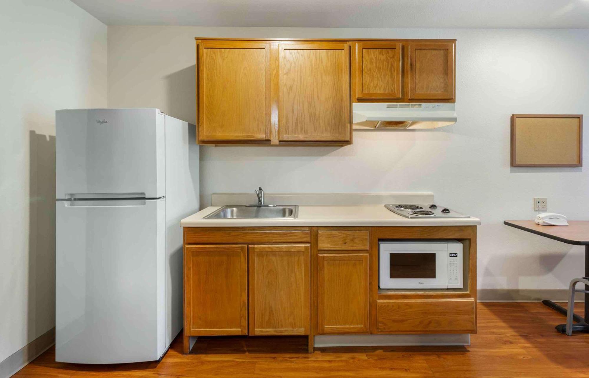Extended Stay America Select Suites - Akron - South Portage Lakes Zewnętrze zdjęcie
