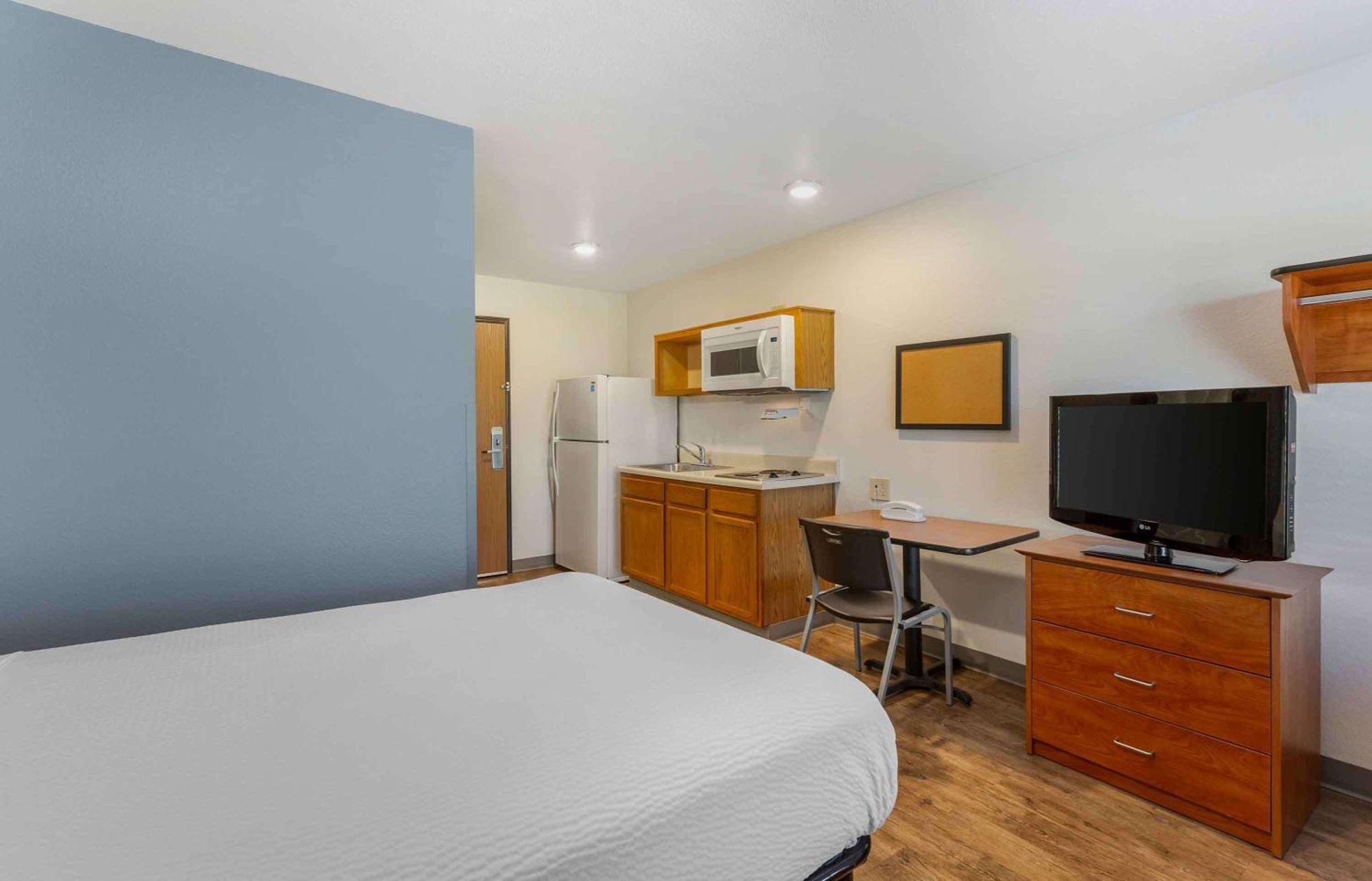 Extended Stay America Select Suites - Akron - South Portage Lakes Zewnętrze zdjęcie